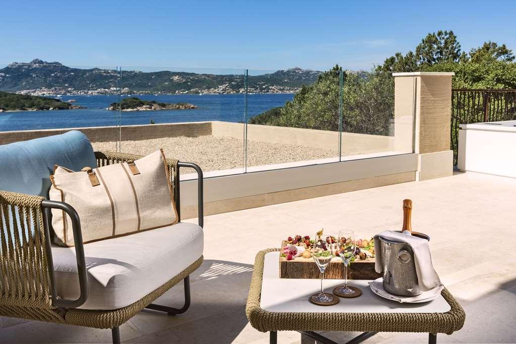 7pines Sardinia - A Destination By Hyatt 5*