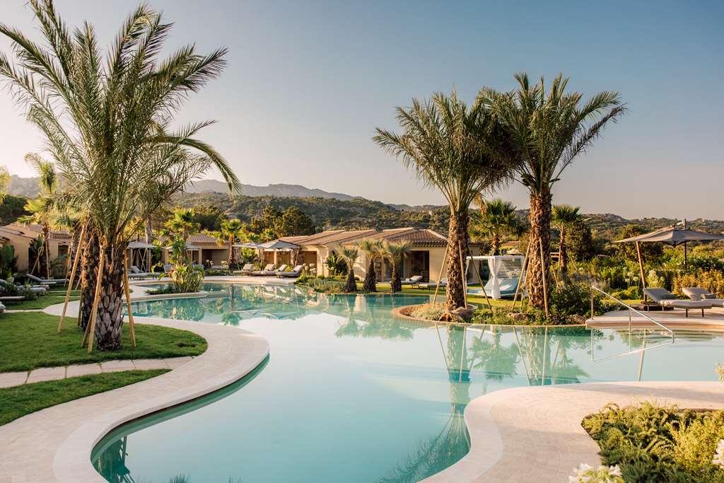 7pines Sardinia - A Destination By Hyatt 5* Baja Sardinia